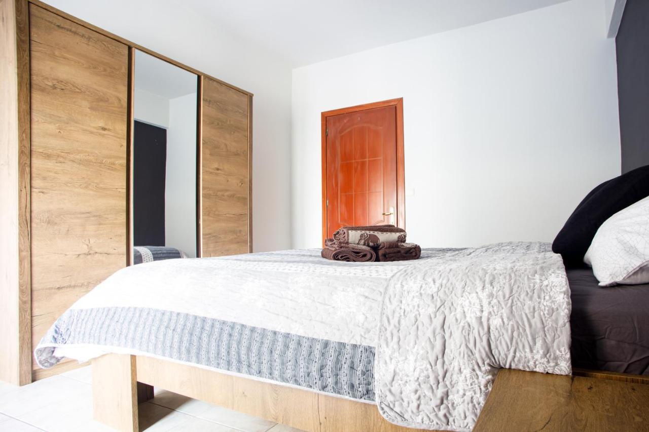 Blaze Studios & Apartments كسانثي المظهر الخارجي الصورة
