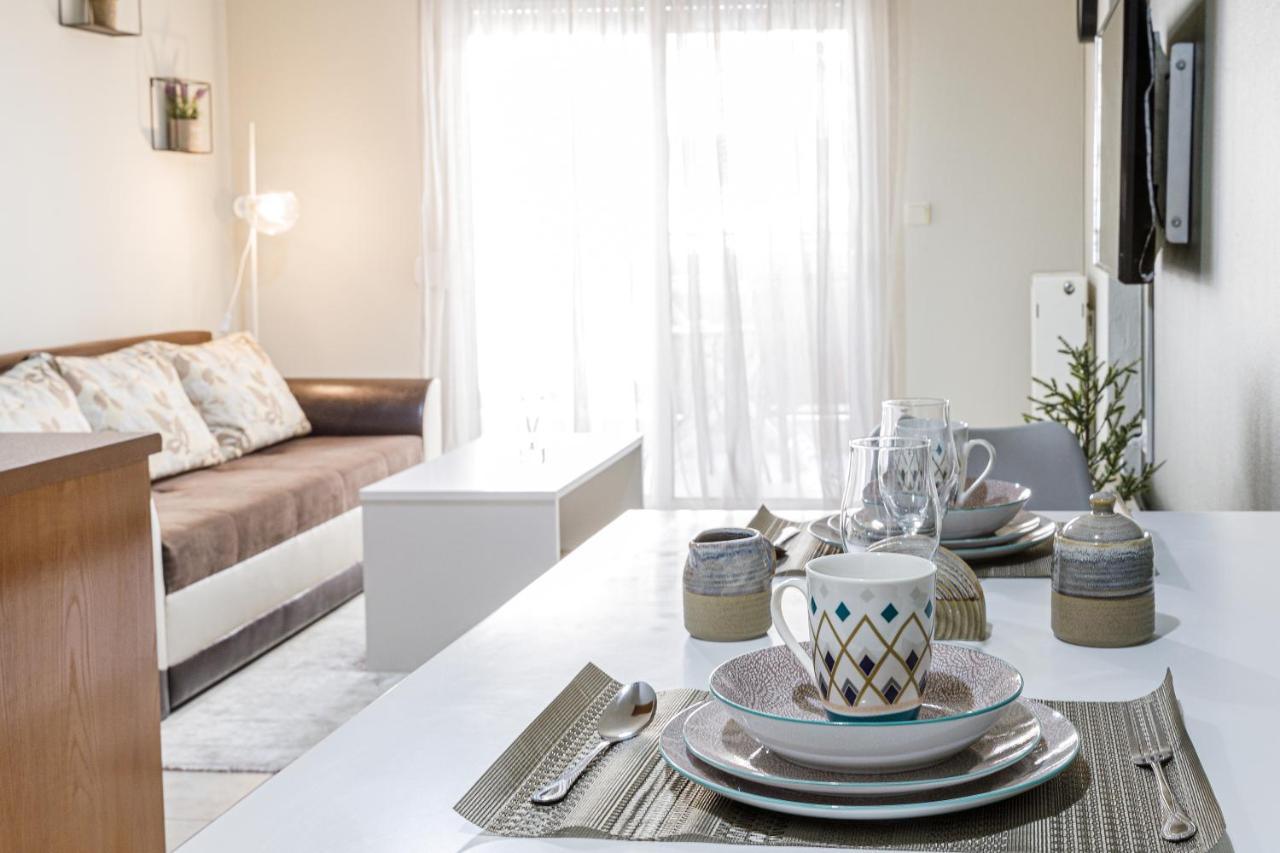 Blaze Studios & Apartments كسانثي المظهر الخارجي الصورة