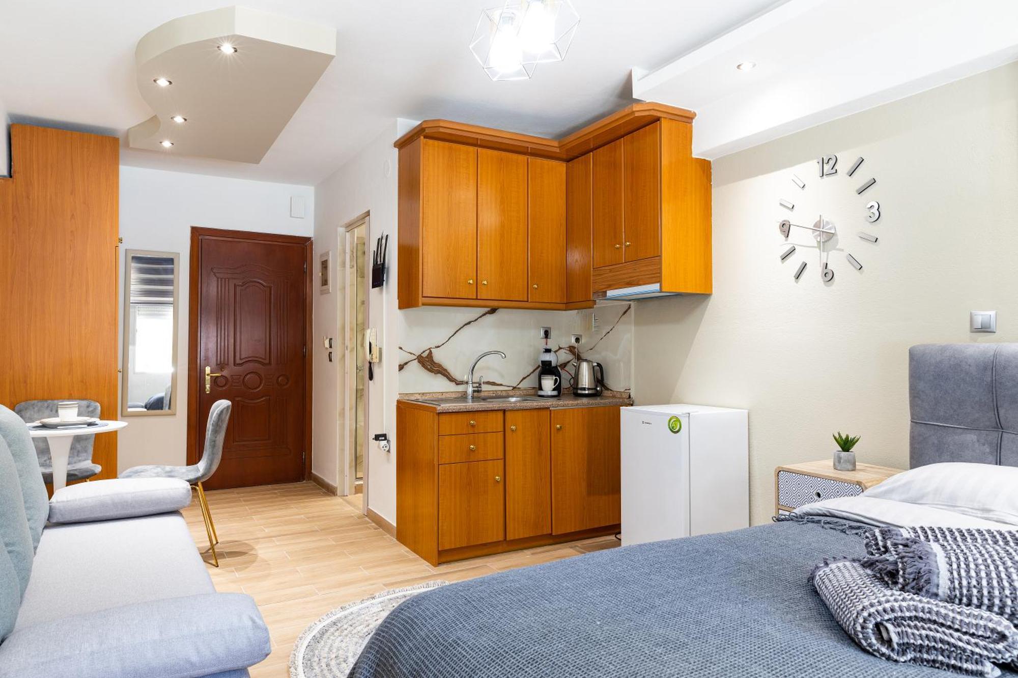 Blaze Studios & Apartments كسانثي المظهر الخارجي الصورة